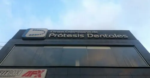 CLINICA COLOMBIANA DE PROTESIS DENTALES BULEVAR NIZA CALLE 127D 58 CON 26 CLINICA COLOMBIANA DE PROTESIS DENTALES BULEVAR NIZA CALLE 127D 58 CON 26